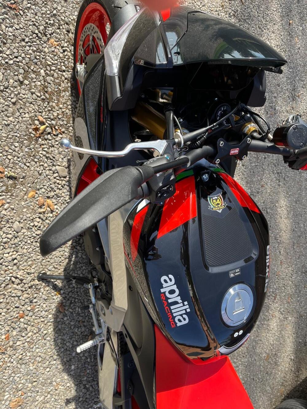 Aprilia Tuono V4 Factory (2021 - 24) (5)