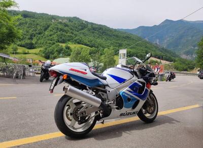 Suzuki GSX R 750 (1998) usata