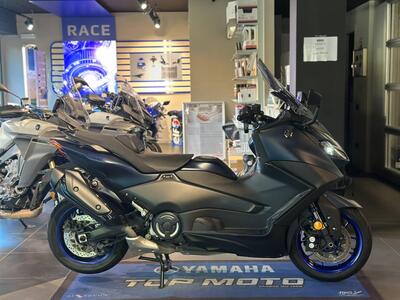 Yamaha T-Max 560 (2022 - 24) usata