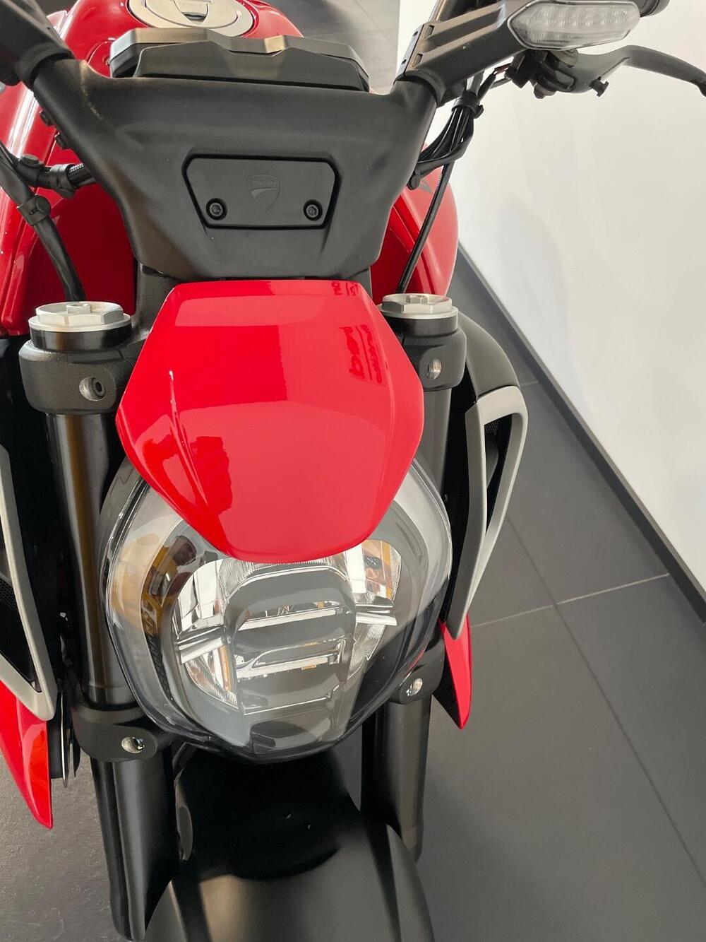Ducati Diavel V4 (2023 - 25) (5)