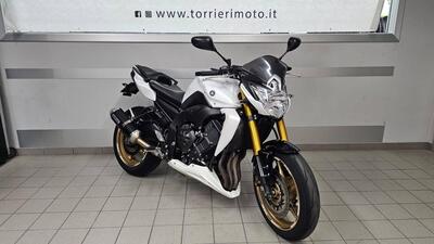 Yamaha FZ8 (2010 - 12) usata