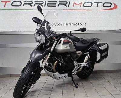 Moto Guzzi V85 TT Travel (2021 - 23) usata