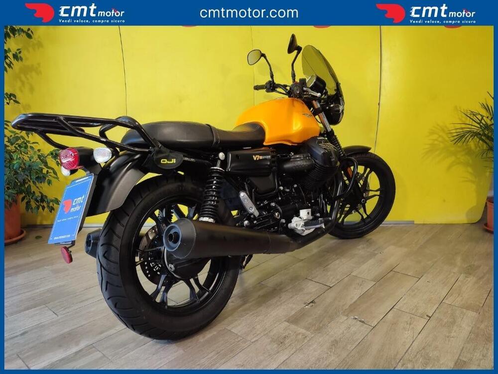 Moto Guzzi V7 III Stone (2017 - 20) (4)