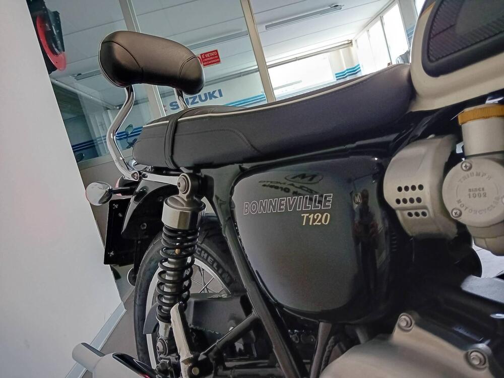 Triumph Bonneville T120 (2021 - 25) (10)