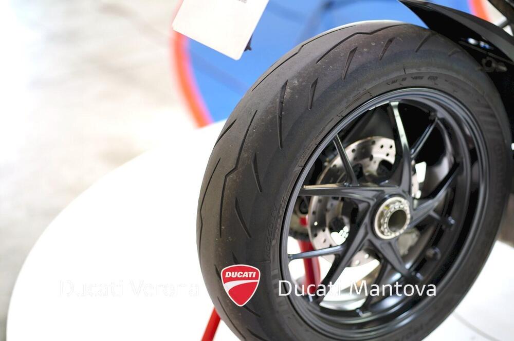 Ducati Streetfighter V2 (2022 - 24) (12)