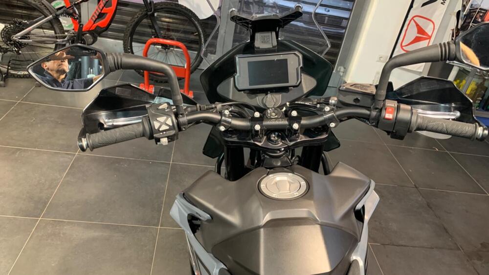 KTM 890 Adventure (2022) (6)