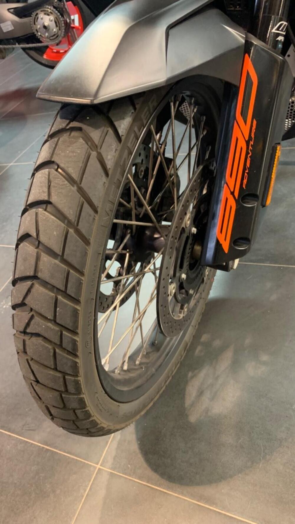 KTM 890 Adventure (2022) (7)