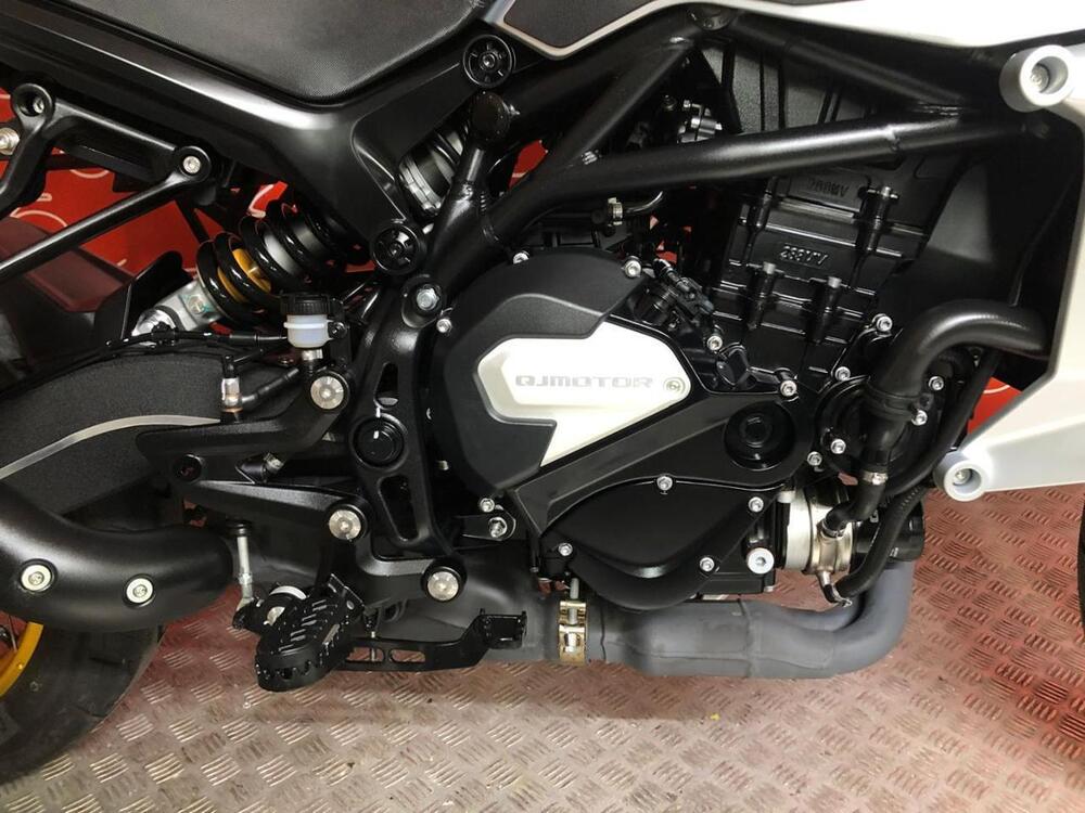 QJ Motor SRT 800 X (2023 - 24) (8)