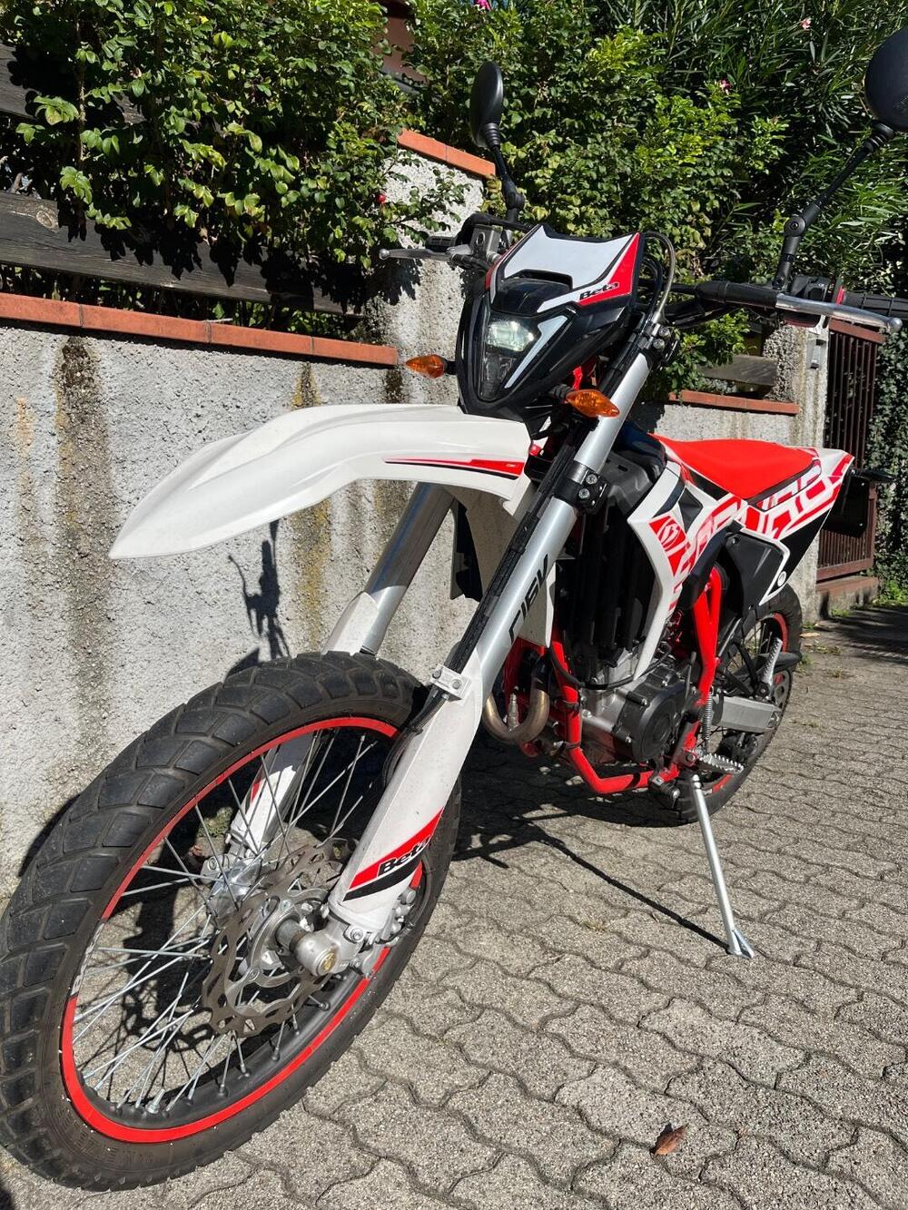 Betamotor RR 125 4T Enduro LC (2021 - 23) (3)