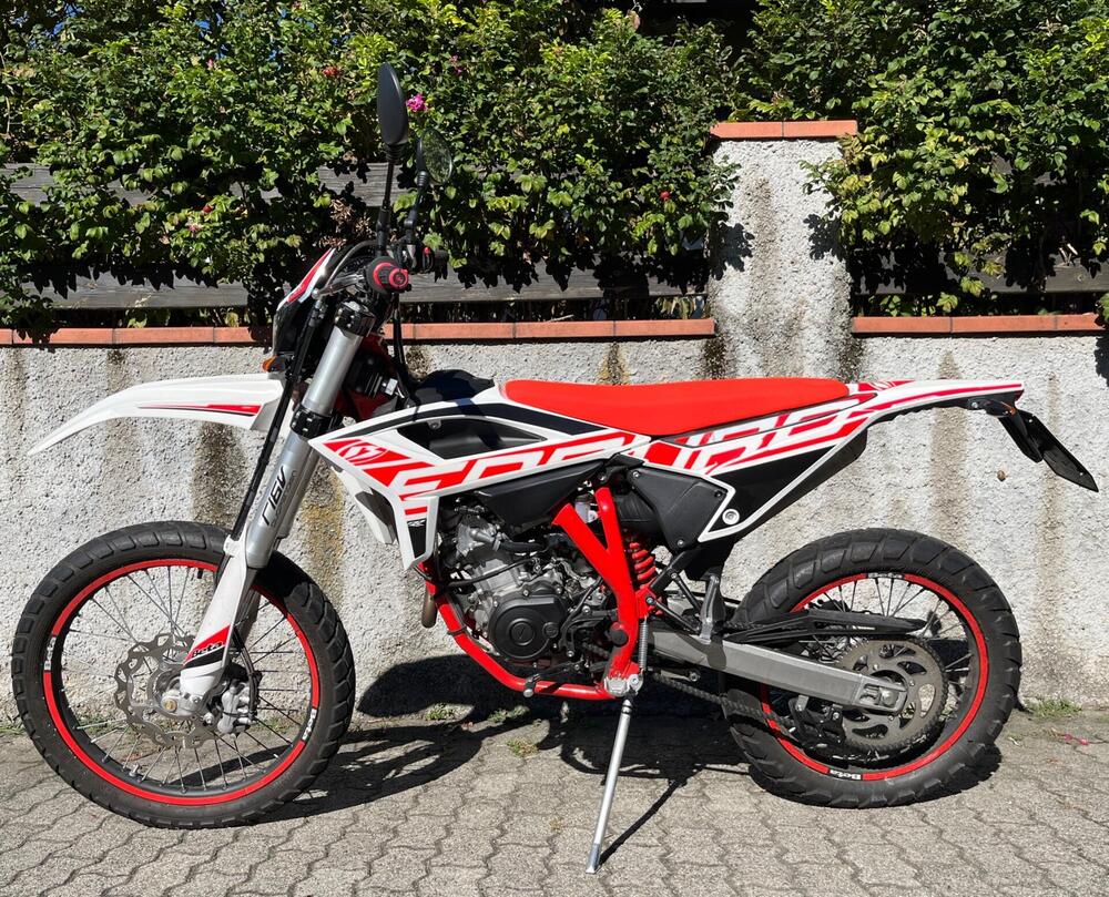 Betamotor RR 125 4T Enduro LC (2021 - 23) (6)