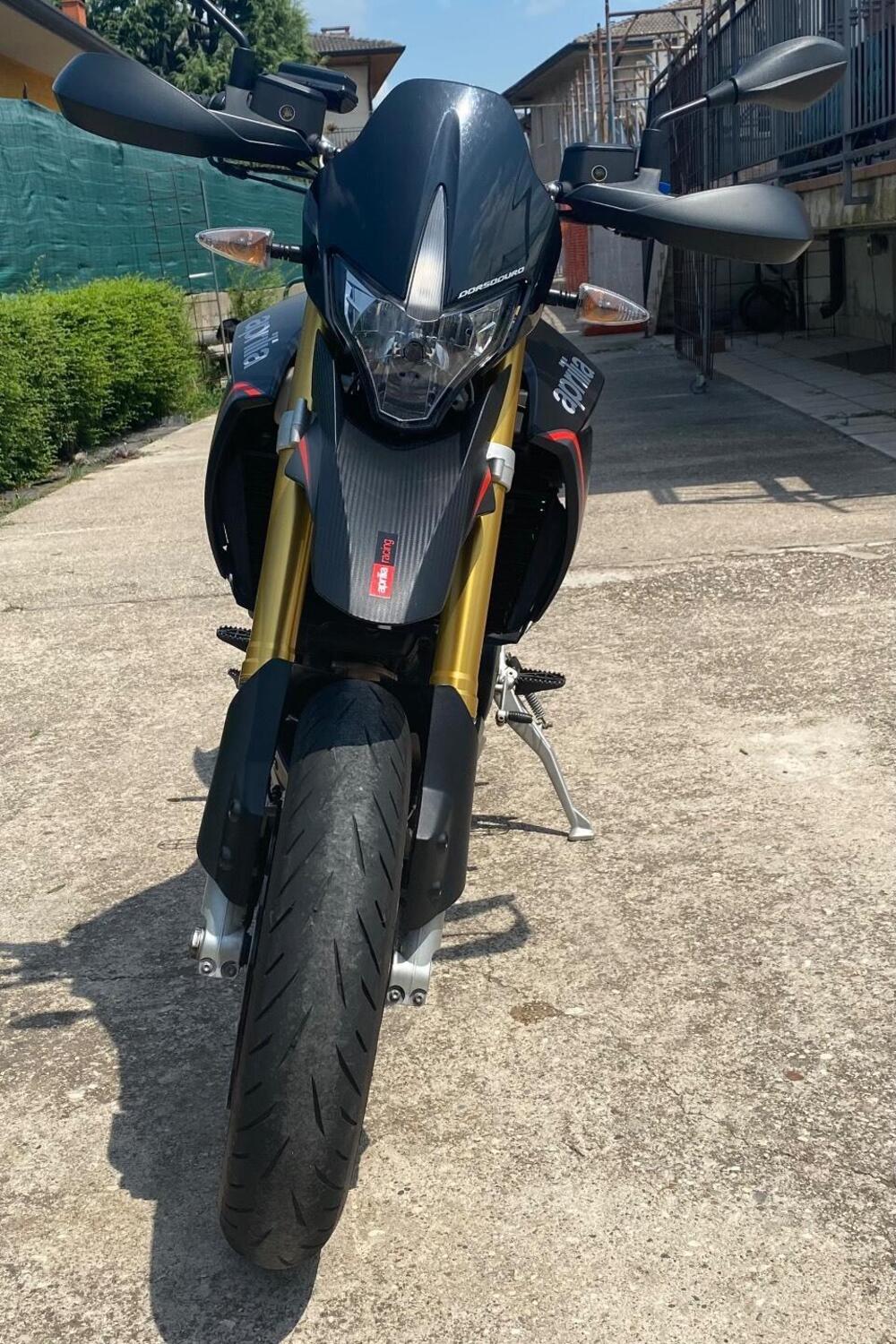 Aprilia Dorsoduro 750 ABS (2009 - 17) (2)