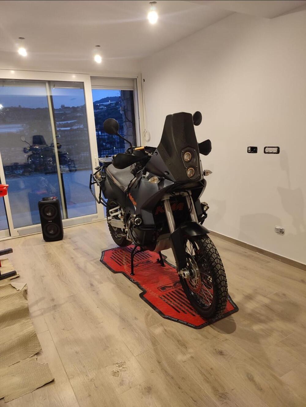 KTM 990 Adventure (2006 - 08) (8)