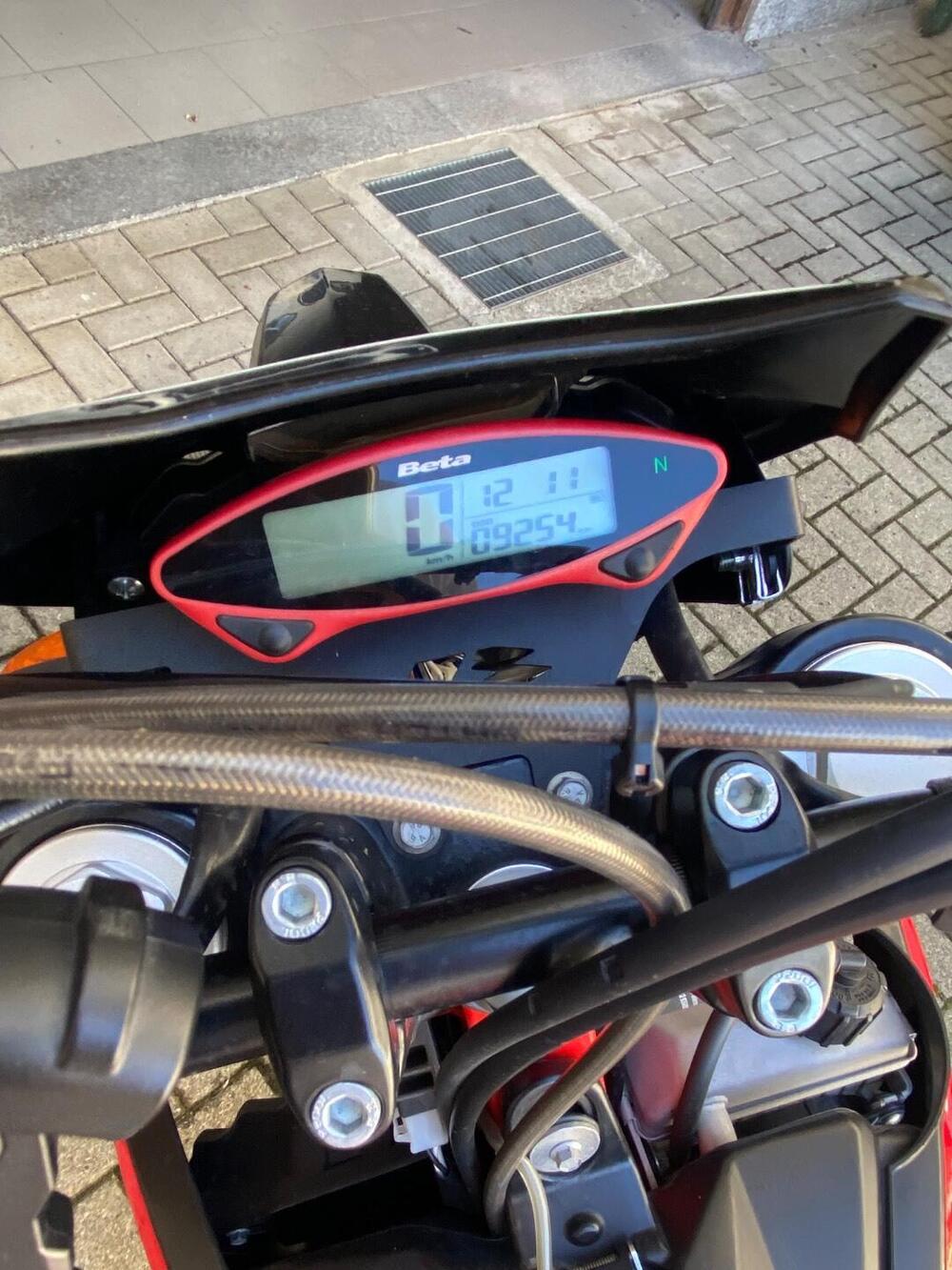 Betamotor RR 125 4T Motard R (2023 - 24) (3)