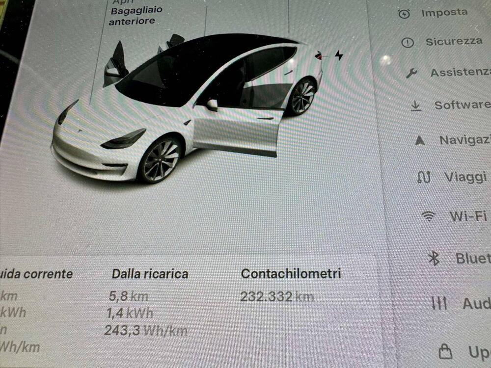 Tesla Model 3 usata a Venezia (8)