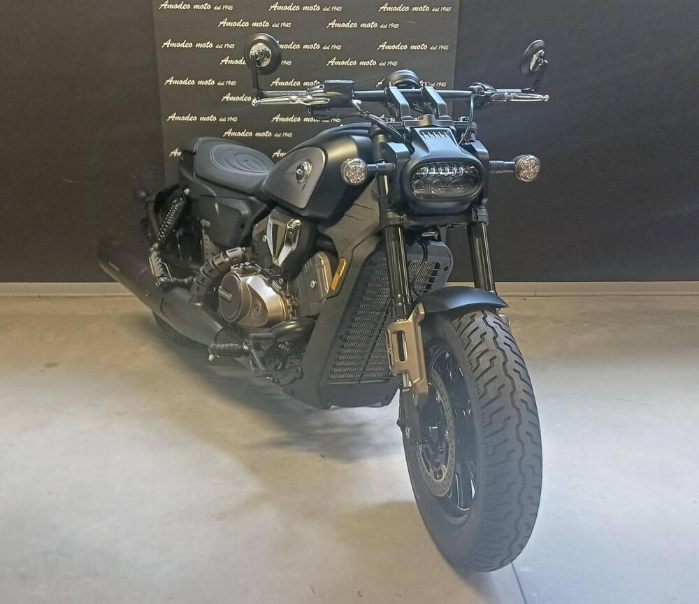 QJ Motor SRV 600 V (2025) (2)