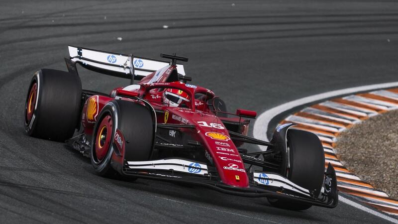 F1. GP Olanda, ritiro amaro per Leclerc: &quot;Errore di Kimi, ma non da rookie. Sorpasso su Russell? Lo rifarei, non credo se lo aspettasse&quot;