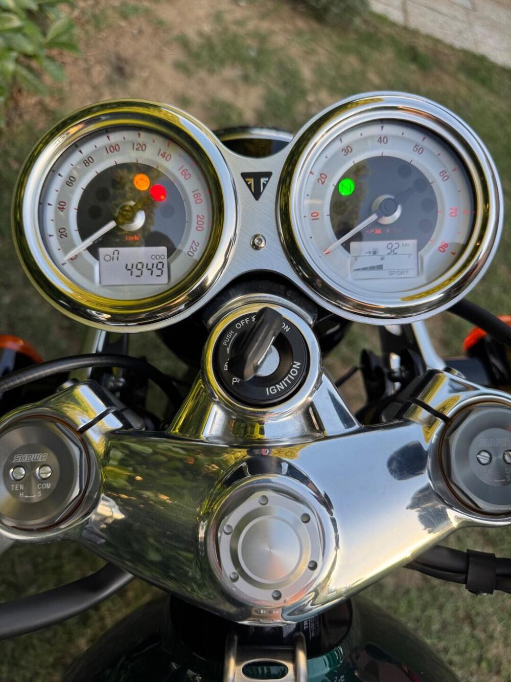 Triumph Thruxton RS Final Edition (2024 - 25) (6)