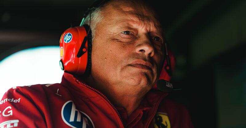 F1. Doppio ritiro per Ferrari in Olanda,Vasseur: &quot;Leclerc e Russell? Incidente di gara. Hamilton sta ritrovando fiducia in vista di Monza&quot;