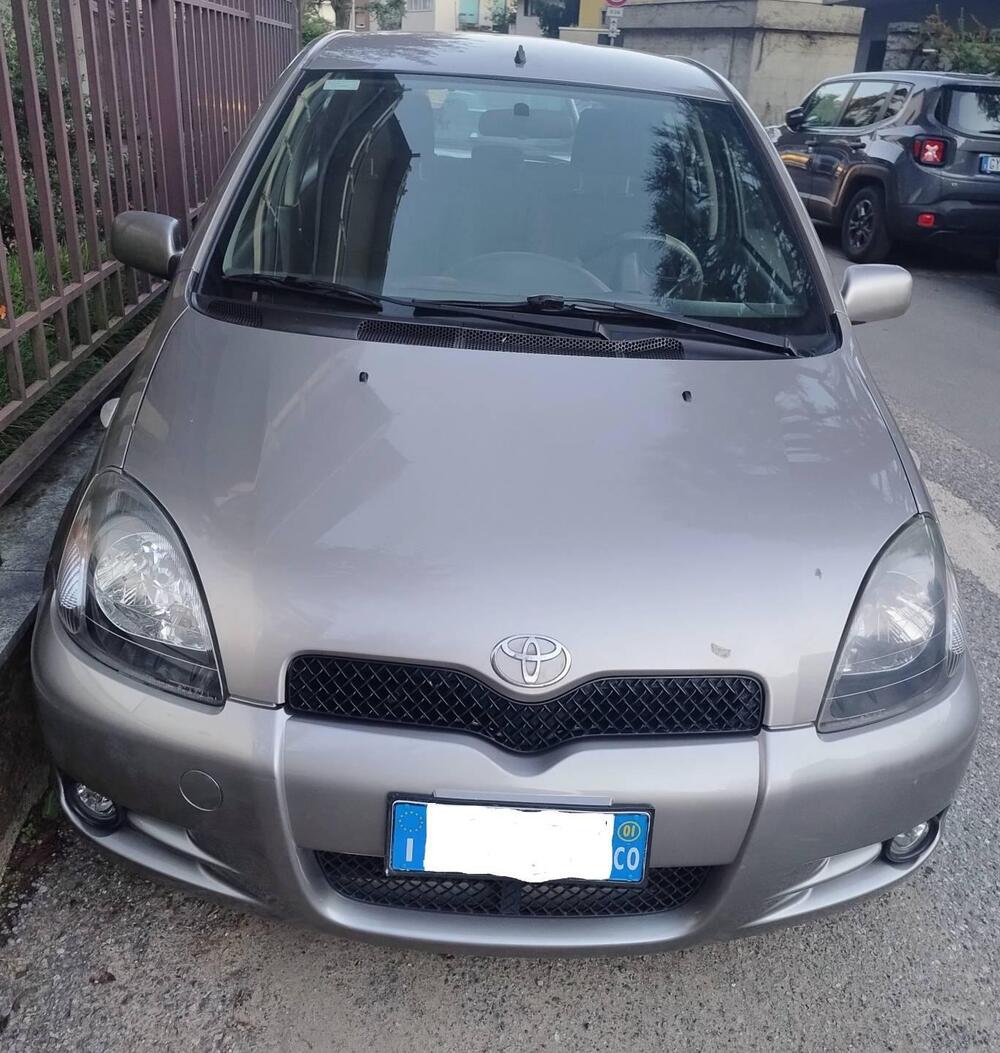 Toyota Yaris usata a Como
