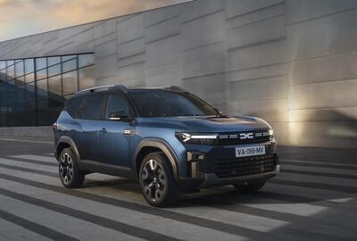 Dacia Bigster: la prova in citt&agrave;, &egrave; come avere il pass per il centro [VIDEO]