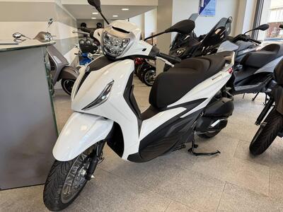 Piaggio Beverly 310 (2025) nuova