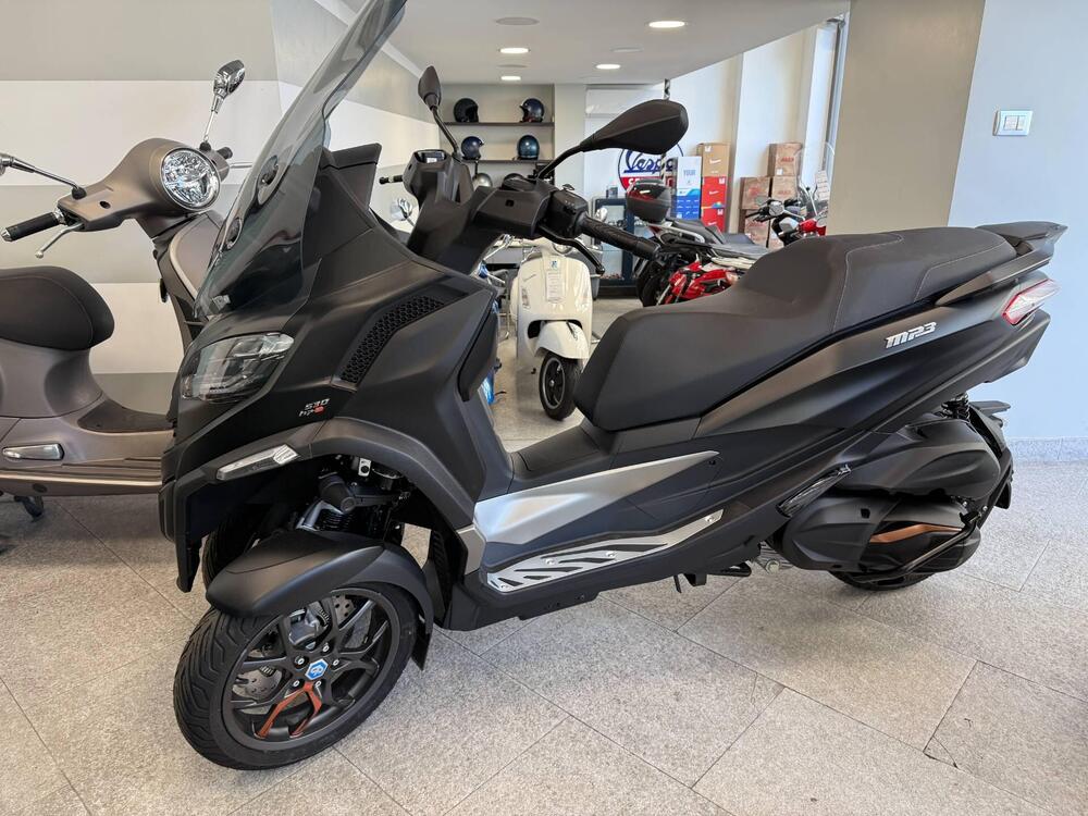 Piaggio MP3 530 Hpe Exclusive (2025 - 26)