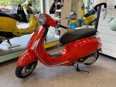 Vespa Primavera 150 (2024 - 25) nuova