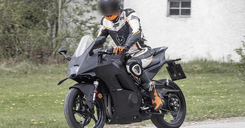 KTM RC 490: Spuntano foto spia di una nuova sportiva di media cilindrata