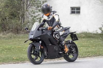 KTM RC 490: Spuntano foto spia di una nuova sportiva di media cilindrata