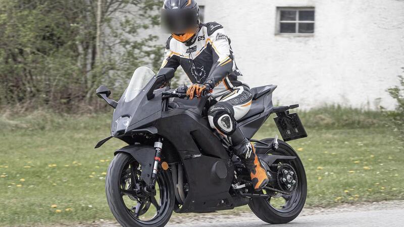 KTM RC 490: Spuntano foto spia di una nuova sportiva di media cilindrata