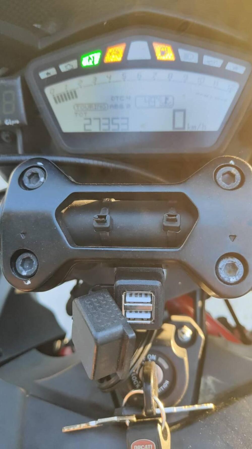 Ducati Hypermotard 821 SP (2013 - 15) (8)