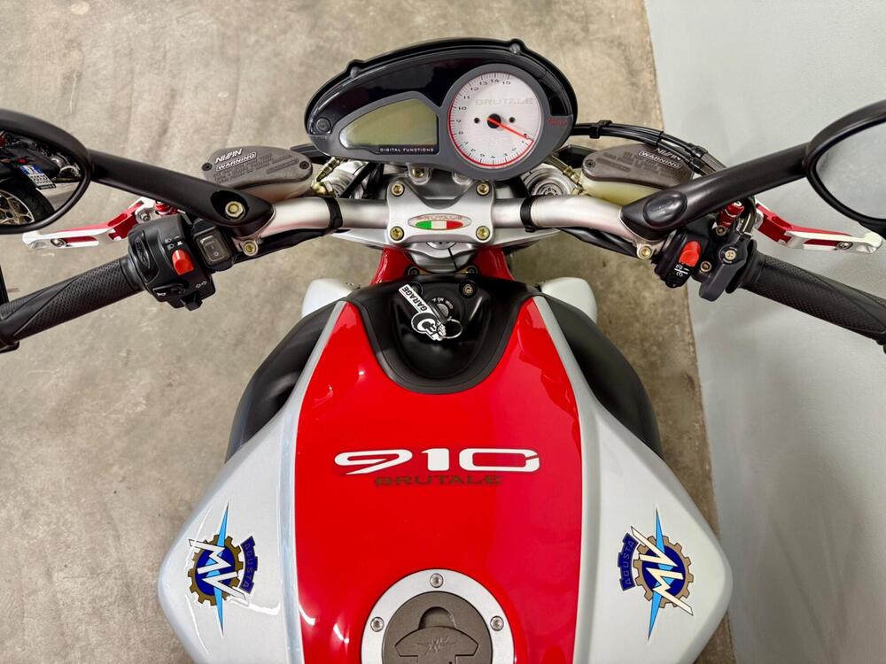 MV Agusta Brutale 910 S (2005 - 11) (16)