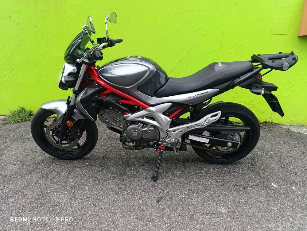 Suzuki Gladius 650 SFV (2009 - 15) (4)