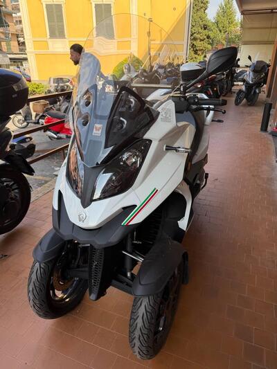 Quadro QV3 350 (2018 - 19) usata