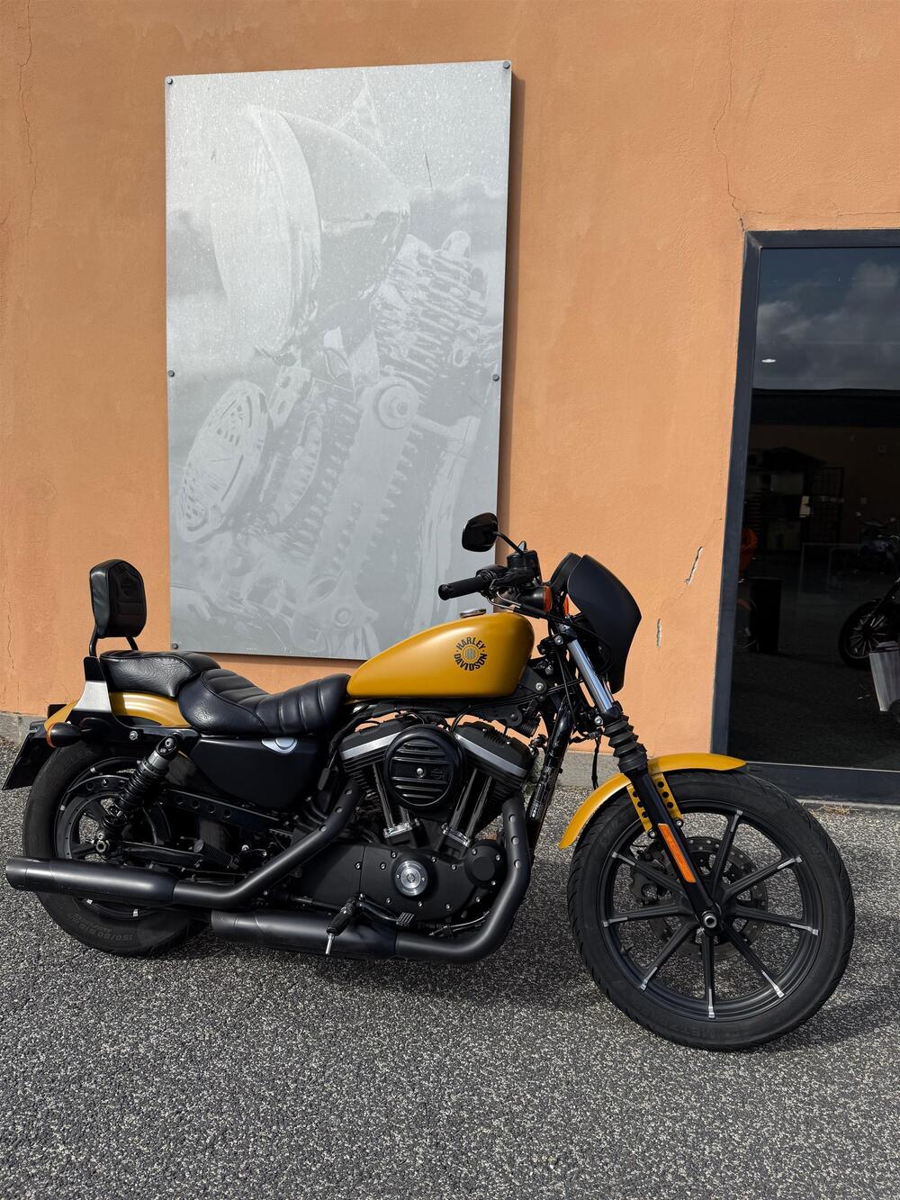 Harley-Davidson 883 Iron (2017 - 20) - XL 883N