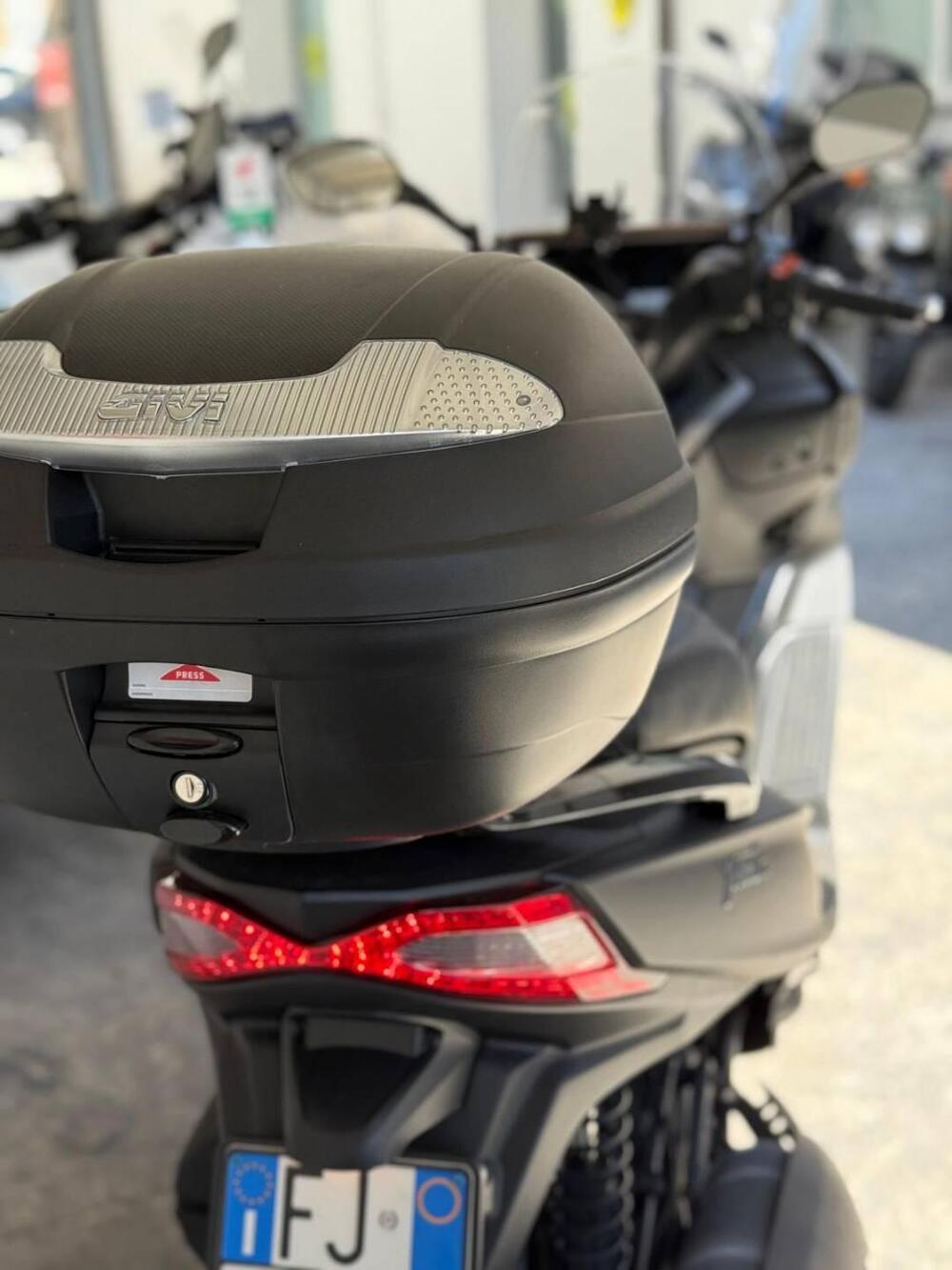 Kymco X-Town 300i (2021 - 24) (4)