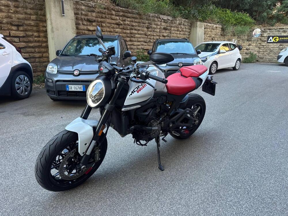 Ducati Monster 937 + (2021 - 25) (5)