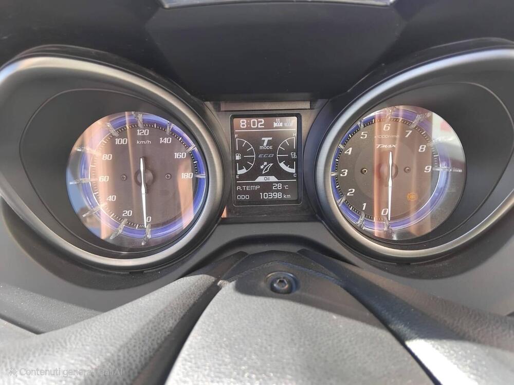 Yamaha T-Max 560 Tech Max (2022 - 24) (8)