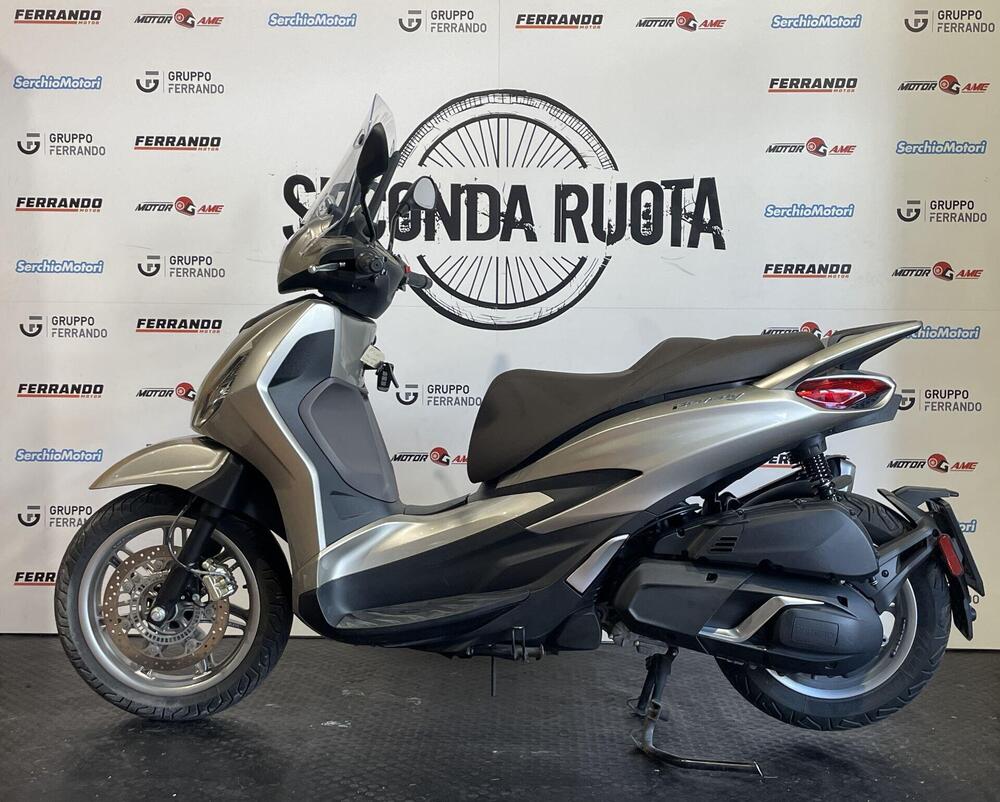 Piaggio Beverly 400 ABS-ASR (2021 - 24) (2)
