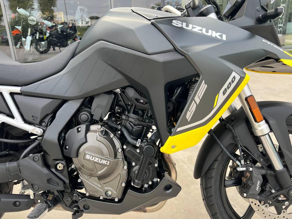 Suzuki V-Strom 800SE (2025 - 26) (3)