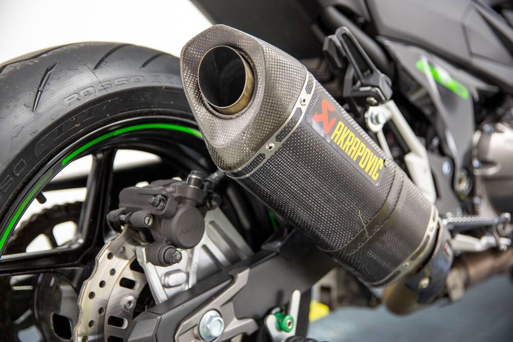 Kawasaki Z 800 Performance (2013 - 13) (15)