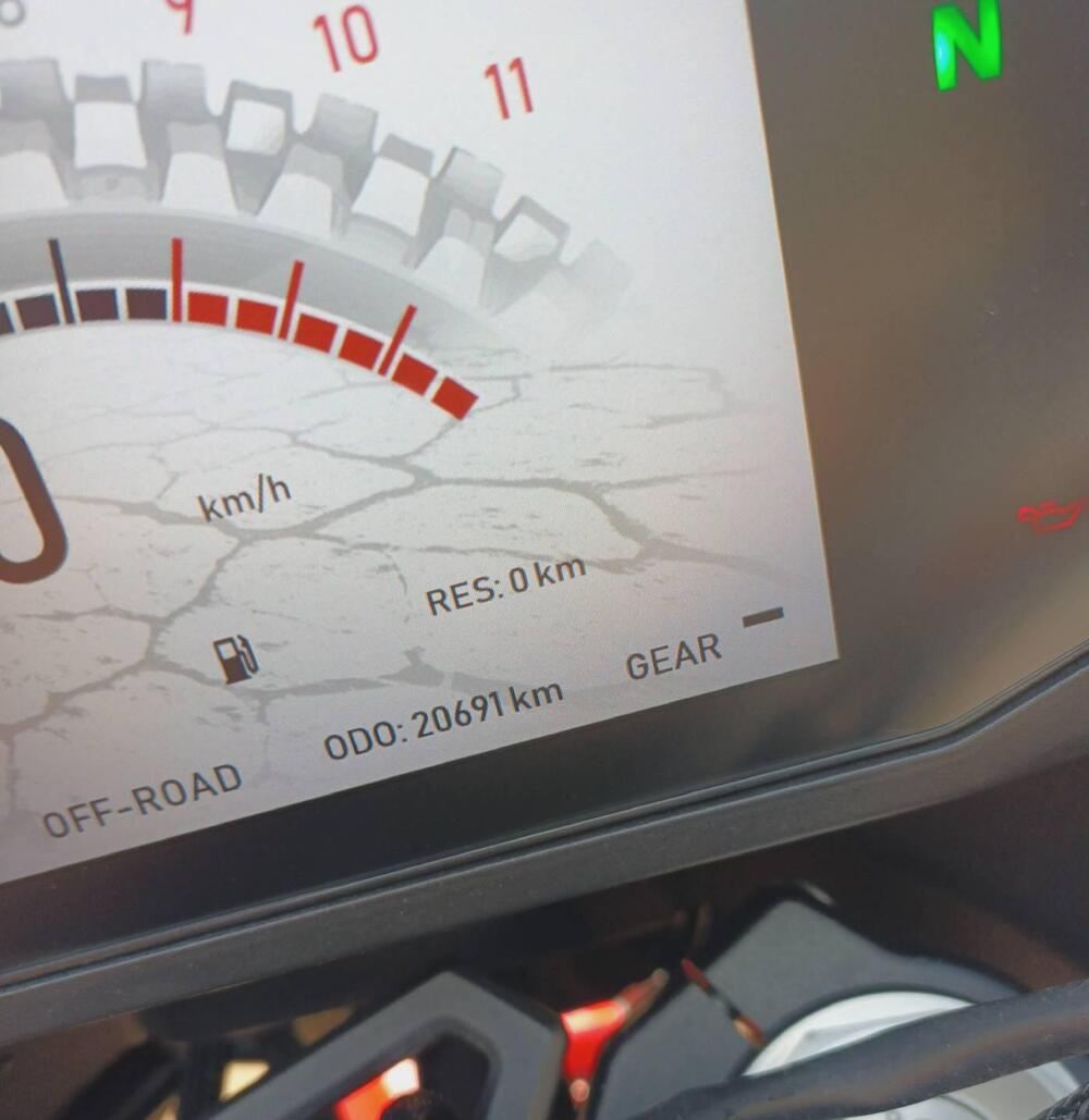 Moto Morini X-Cape 650 (2021 - 25) (3)