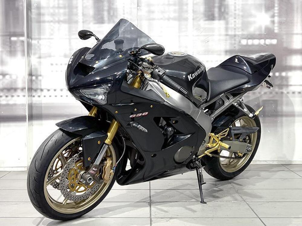 Kawasaki Ninja 636 ZX-6R (2002 - 03) (7)