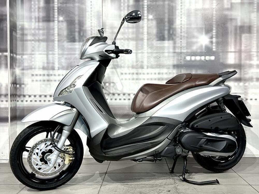 Piaggio Beverly 350 SportTouring ie (2011 - 15) (7)