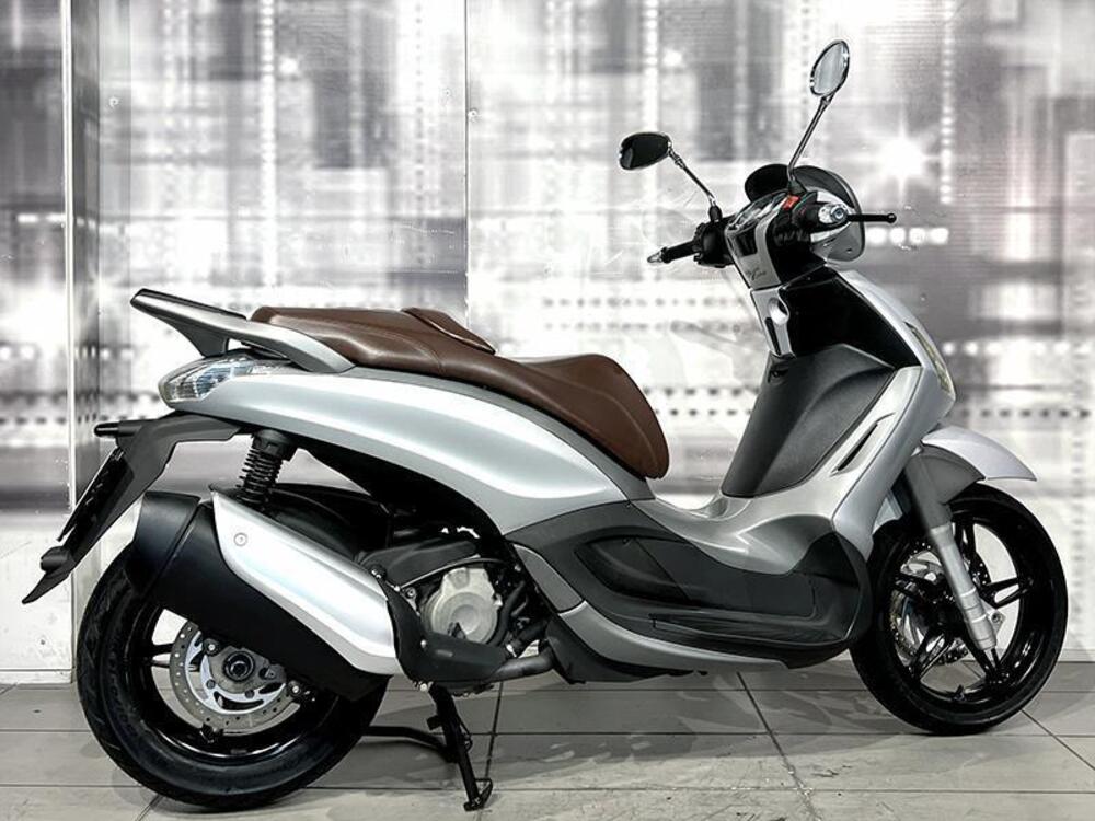 Piaggio Beverly 350 SportTouring ie (2011 - 15) (8)