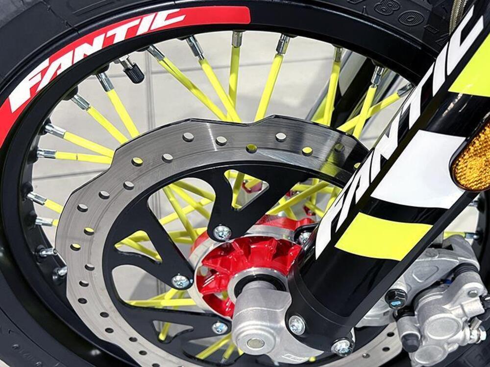 Fantic Motor XMF 125 Motard Competition 4t (2021 - 22) (5)