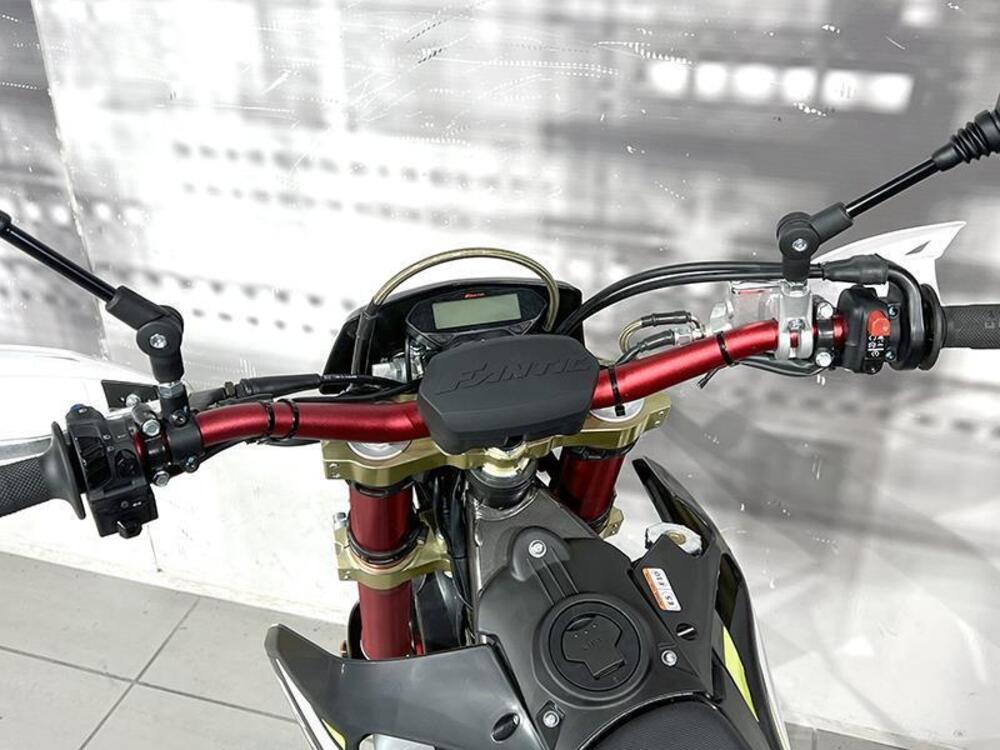 Fantic Motor XMF 125 Motard Competition 4t (2021 - 22) (6)