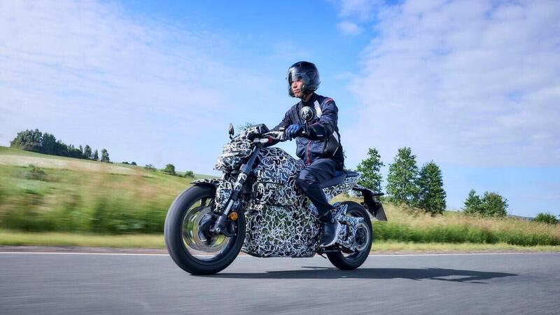 Ecco le prime immagini della Honda EV FUN Concept on the road!