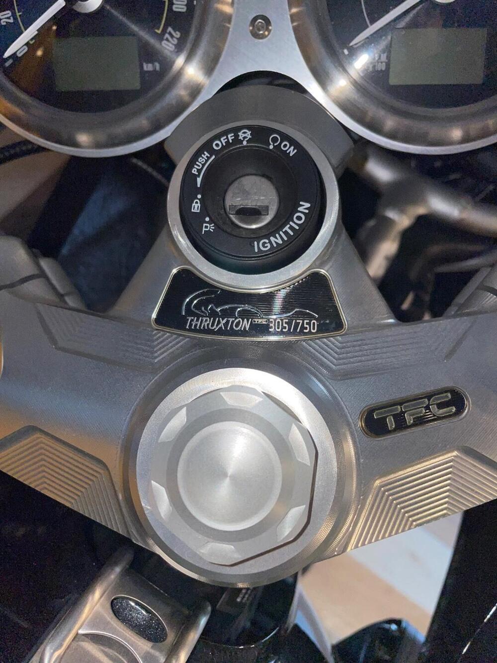 Triumph Thruxton 1200 TFC (2020) (8)