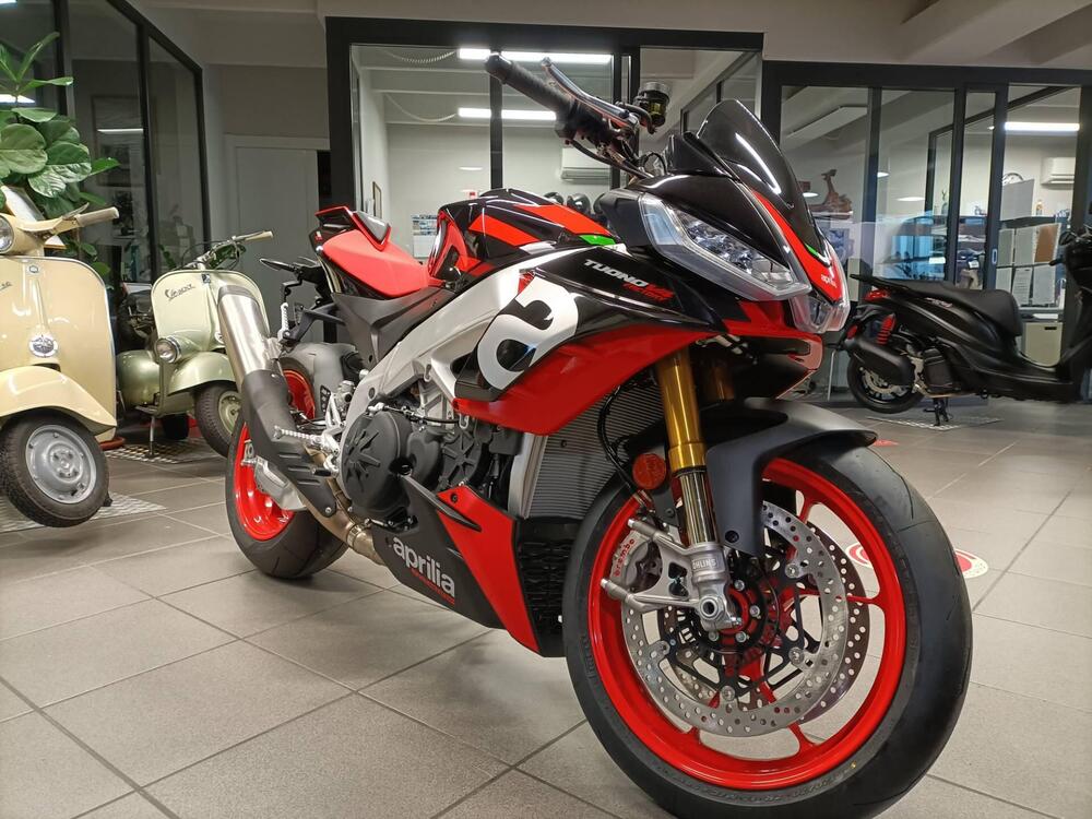 Aprilia Tuono V4 Factory (2025 - 26) (8)